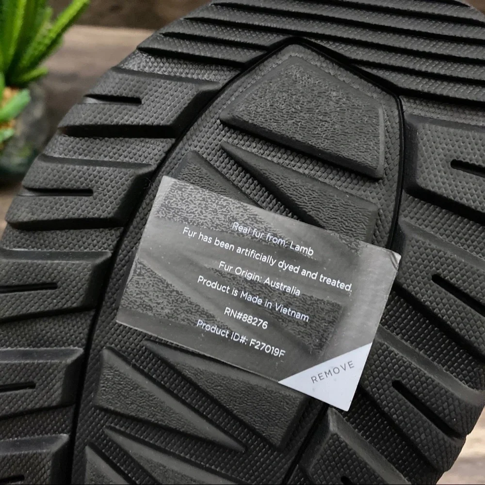 NIB Teva Hurricane Shearling Lined Sport Sandal